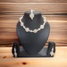 Stylish Faux Pearl Jewellery Set (Off-white)