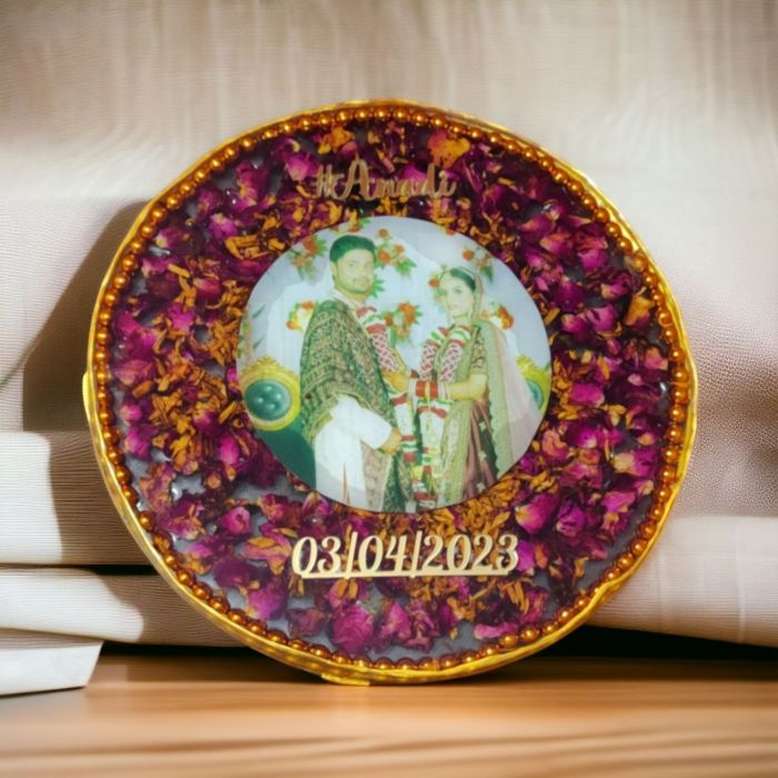 wedding garland preservation frame - round - 10 inch
