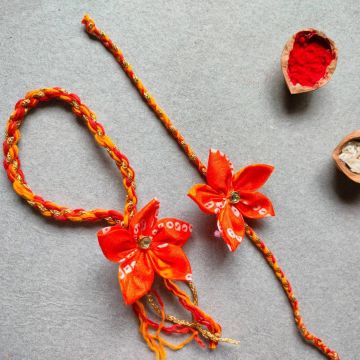 Traditional Kalawa Rakhi for Bhaiya Bhabhi