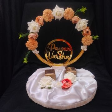 Personalized Engagement Ring Platter With Acrylic Name Of Groom And Bride - beige and white flowers with LED