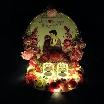 Handmade Customized Hoop Art Embroidery Engagement Ring Platter with Light