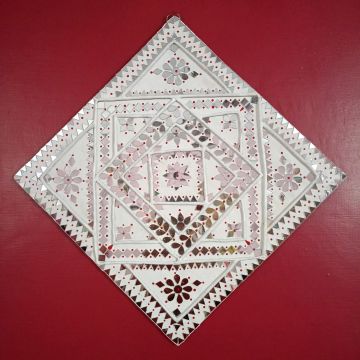 Lippan Art Wall Decor | Mud & Mirror Work Frame (White,18*18 sq inches)