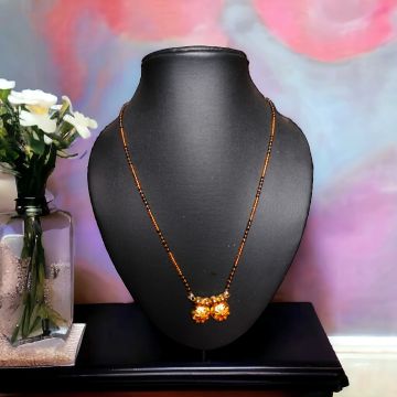 marathi mangalsutra - lifestyle image