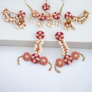 Pink Kaudi Jewellery Set for Bride