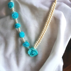 layered flower necklace - blue